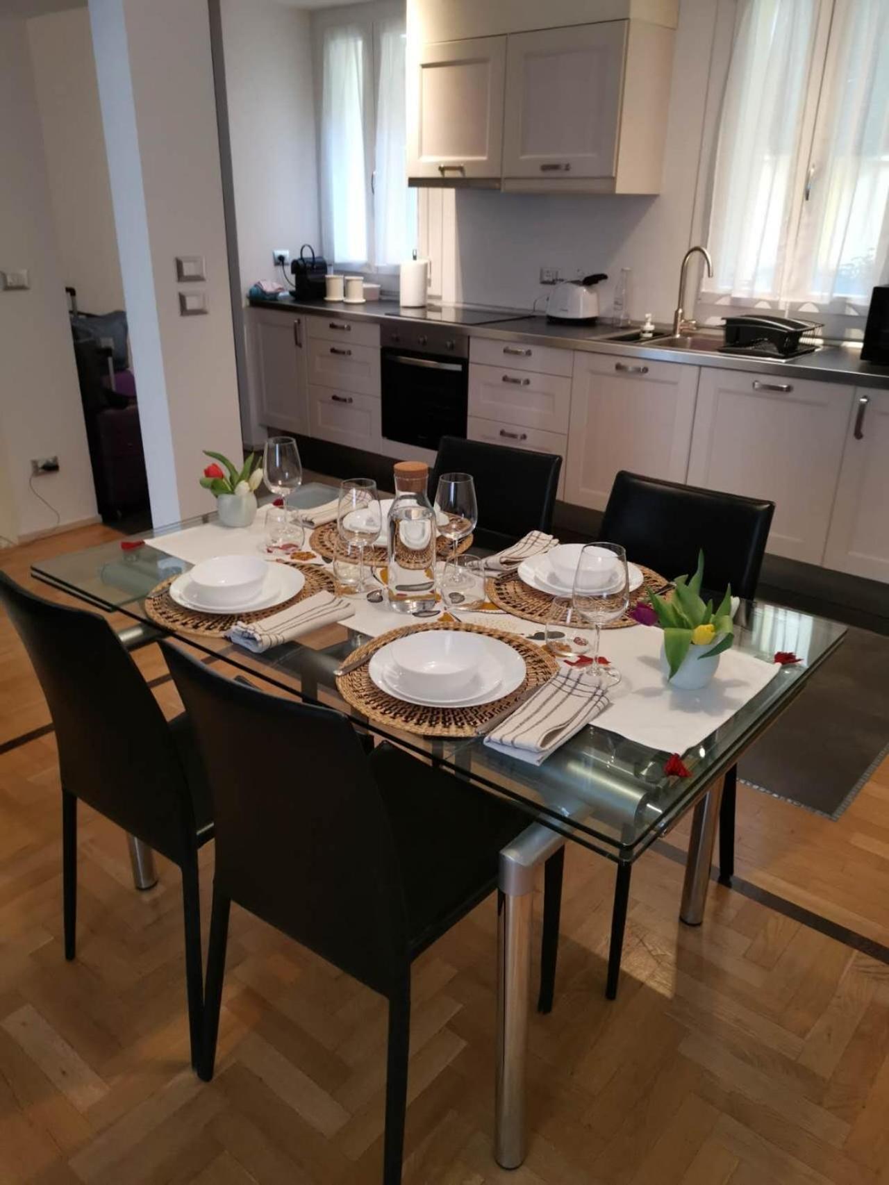 Ca Porticoes Apartment Bologna Eksteriør billede